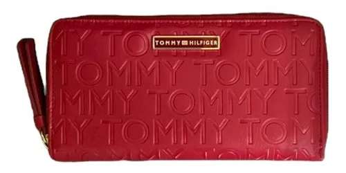 Billetera con monograma rojo